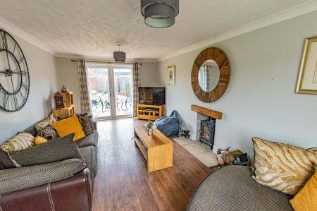 4 bedroom Detached house to let in Wellington Close, Sleaford, NG34