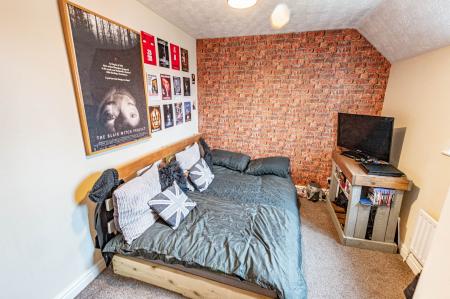 4 bedroom Detached house to let in Wellington Close, Sleaford, NG34