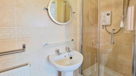 4 bedroom Detached house for sale in Orchard Close, Great Hale, NG34