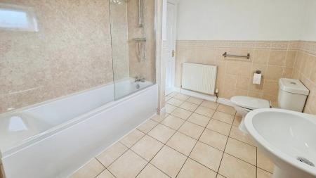 4 bedroom Detached house for sale in Orchard Close, Great Hale, NG34