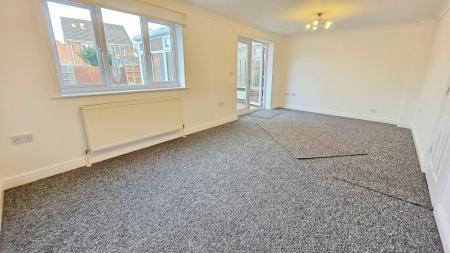 4 bedroom Detached house for sale in Orchard Close, Great Hale, NG34