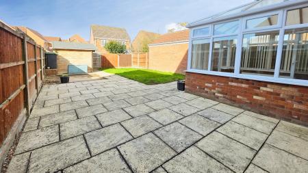 4 bedroom Detached house for sale in Orchard Close, Great Hale, NG34