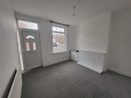 3 bedroom Terraced House to let in Handley Street, Sleaford, NG34