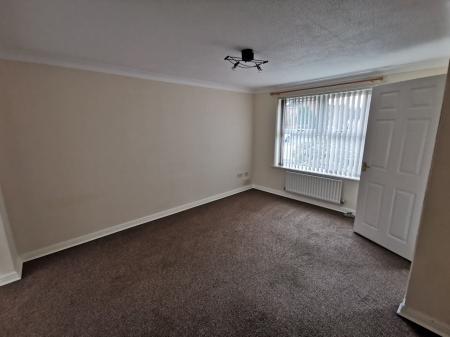 3 bedroom Detached house to let in Marigold Walk, Sleaford, NG34