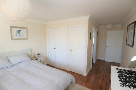 4 bedroom Detached house to let in Bristow Road, Cranwell, NG34