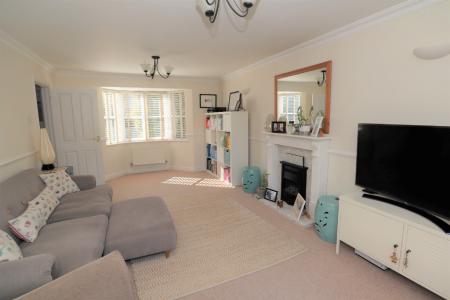 4 bedroom Detached house to let in Bristow Road, Cranwell, NG34