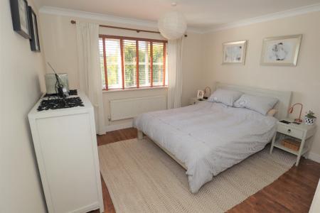 4 bedroom Detached house to let in Bristow Road, Cranwell, NG34