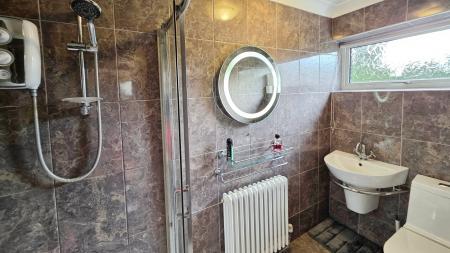 3 bedroom Semi-detached house for sale in Stephens Way, Sleaford, NG34