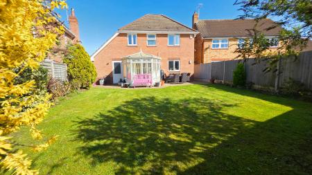 4 bedroom Detached house for sale in Coleridge Gardens, Sleaford, NG34