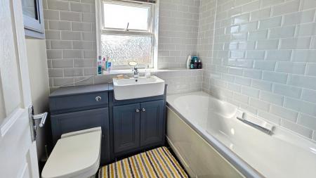 4 bedroom Detached house for sale in Coleridge Gardens, Sleaford, NG34