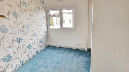 2 bedroom Park home for sale in Braemar Residential Park, Lincoln, LN4