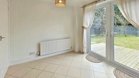 3 bedroom Detached house for sale in Robin Close, Sleaford, NG34