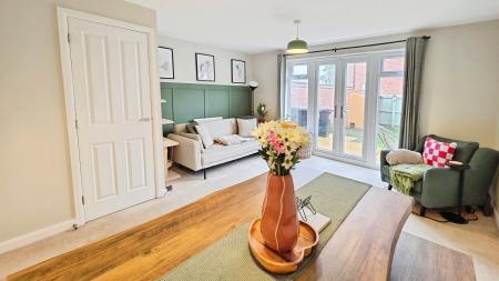 2 bedroom Semi-detached house for sale in Selemba Way, Greylees, NG34