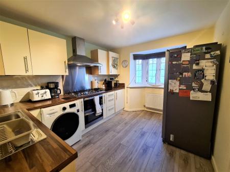 3 bedroom Town house to let in Gleneagles Drive, Greylees, Sleaford, NG34