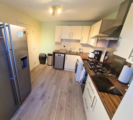 3 bedroom Town house to let in Gleneagles Drive, Greylees, Sleaford, NG34