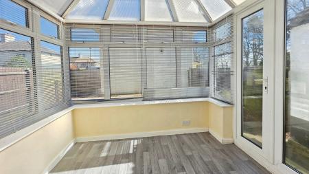 2 bedroom End of terrace house for sale in Delhi Square, Cranwell, NG34