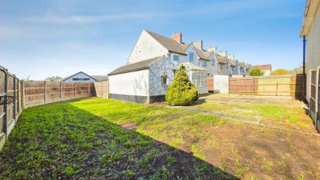 Delhi Square, Cranwell, NG34