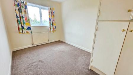 3 bedroom Terraced House for sale in Jubilee Grove, Sleaford, NG34