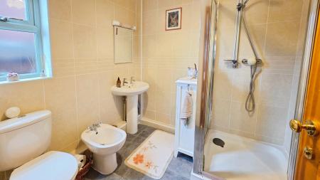 4 bedroom Bungalow for sale in Blasson Way, Sleaford, NG34
