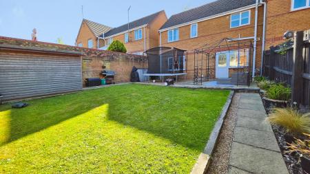 3 bedroom Semi-detached house for sale in Beech Rise, Sleaford, NG34