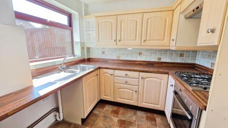 3 bedroom Semi-detached house for sale in Cobham Close, Heckington, NG34