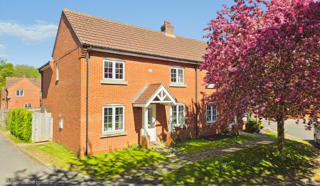 Cherry Tree Crescent, Cranwell, NG34