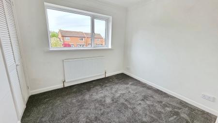 2 bedroom End of terrace house for sale in Woodside Court, Sleaford, NG34