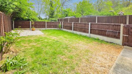 2 bedroom End of terrace house for sale in Woodside Court, Sleaford, NG34