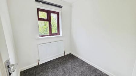 2 bedroom End of terrace house for sale in Woodside Court, Sleaford, NG34