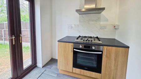 2 bedroom End of terrace house for sale in Woodside Court, Sleaford, NG34