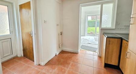 3 bedroom Semi-detached house for sale in Robertson Drive, Sleaford, NG34