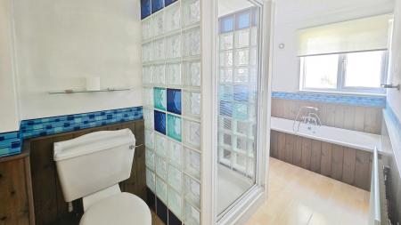 2 bedroom Semi-detached house for sale in Bellview Road, Ruskington, NG34