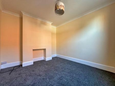 3 bedroom Semi-detached house to let in Electric Station Road, Sleaford, NG34
