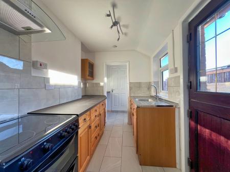 3 bedroom Semi-detached house to let in Electric Station Road, Sleaford, NG34