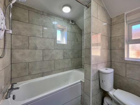 3 bedroom Semi-detached house to let in Electric Station Road, Sleaford, NG34