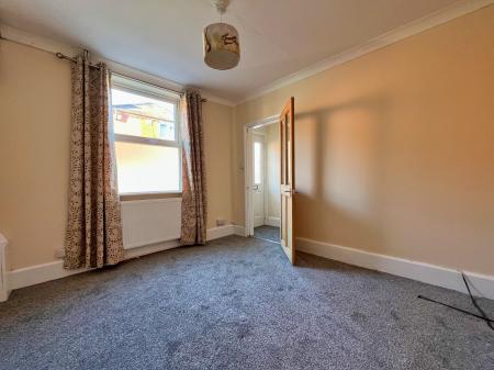 3 bedroom Semi-detached house to let in Electric Station Road, Sleaford, NG34