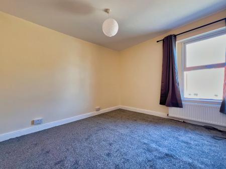 3 bedroom Semi-detached house to let in Electric Station Road, Sleaford, NG34