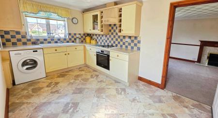 2 bedroom Semi-detached bungalow for sale in Maple Grove, Heckington, NG34