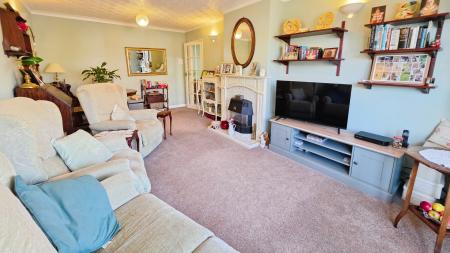 2 bedroom Semi-detached bungalow for sale in West Road, Ruskington, NG34