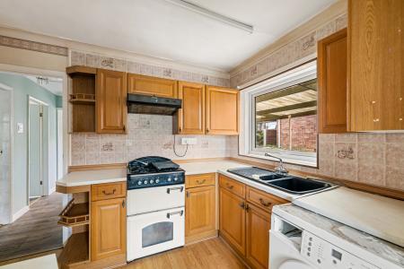 2 bedroom Semi-detached bungalow for sale in West Road, Ruskington, NG34
