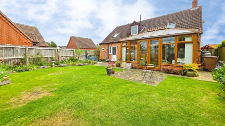 4 bedroom Detached house for sale in Church Street, Great Hale, NG34