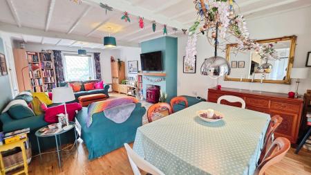 4 bedroom Detached house for sale in Church Street, Great Hale, NG34