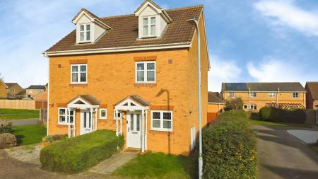 Redwood Avenue, Southfields, Sleaford, NG34