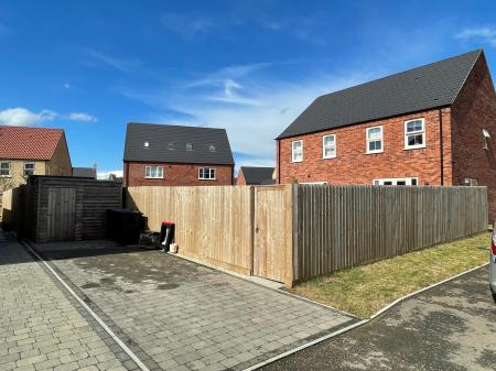 2 bedroom Semi-detached house for sale in Simmonds Way, Metheringham, LN4