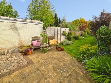2 bedroom End of terrace house for sale in Mareham Lane, Sleaford, NG34