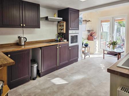 2 bedroom End of terrace house for sale in Mareham Lane, Sleaford, NG34