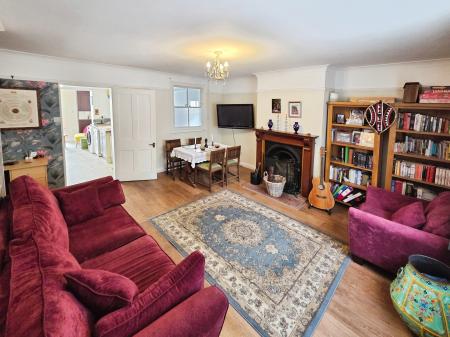 2 bedroom End of terrace house for sale in Mareham Lane, Sleaford, NG34