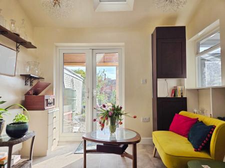 2 bedroom End of terrace house for sale in Mareham Lane, Sleaford, NG34