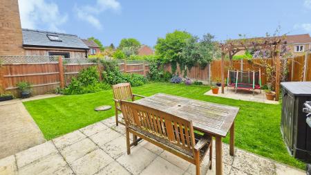 3 bedroom Detached house for sale in Gorse Lane, Leasingham, NG34