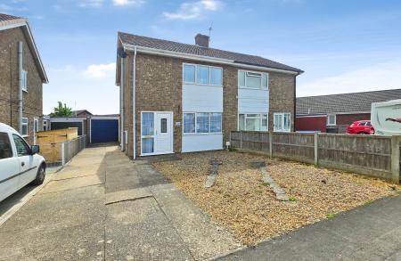 Durham Avenue, Sleaford, NG34